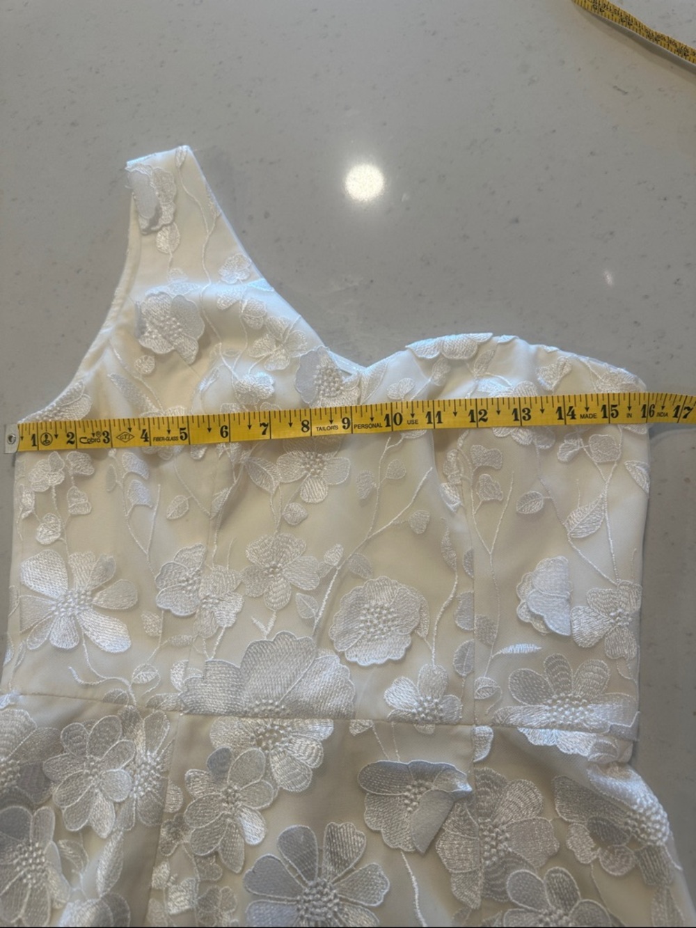 NWOT Dress The Population 3D White Floral One Shoulder Mini Dress Small - Picture 5 of 7